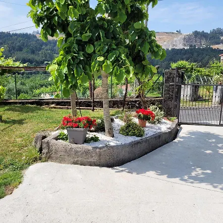 Holiday home Casa Tarrio Con Piscina - Santiago De Compostela